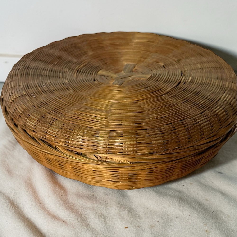 Vintage 1970s Handwoven Lidded Basket Boho Decor Storage Natural Wicker Organic